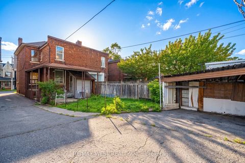 Photo 23 at 257 Delaware Avenue, Junction, Toronto