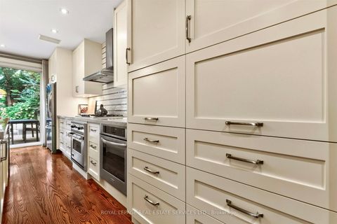 Photo 19 at 309 Willard Avenue, Bloor West Village, Toronto