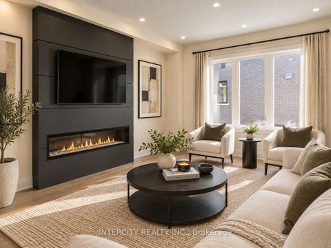 Photo 3 at 72 Caddie Crescent, Maple, Vaughan