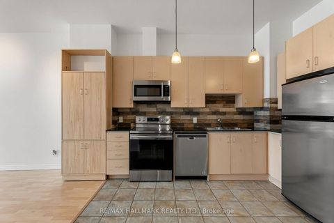 Photo 2 at 606 - 797 Don Mills Road, Flemingdon Park, Toronto