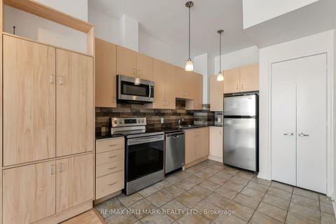 Photo 3 at 606 - 797 Don Mills Road, Flemingdon Park, Toronto