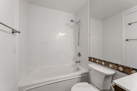 Photo 15 at 606 - 797 Don Mills Road, Flemingdon Park, Toronto