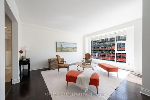 Photo 1 at 215 - 77 Avenue Road, Annex, Toronto