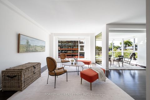 Photo 2 at 215 - 77 Avenue Road, Annex, Toronto