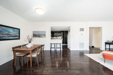 Photo 7 at 215 - 77 Avenue Road, Annex, Toronto