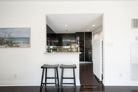 Photo 12 at 215 - 77 Avenue Road, Annex, Toronto