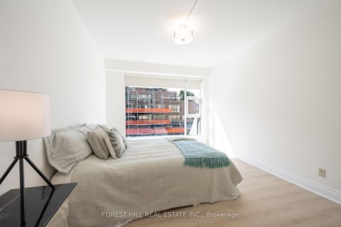 Photo 19 at 215 - 77 Avenue Road, Annex, Toronto