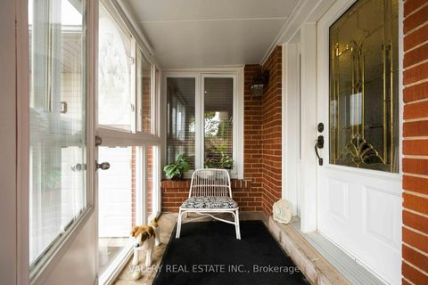 Photo 3 at 305 Renforth Drive, Etobicoke West Mall, Toronto
