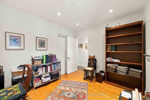 Photo 17 at 305 Renforth Drive, Etobicoke West Mall, Toronto