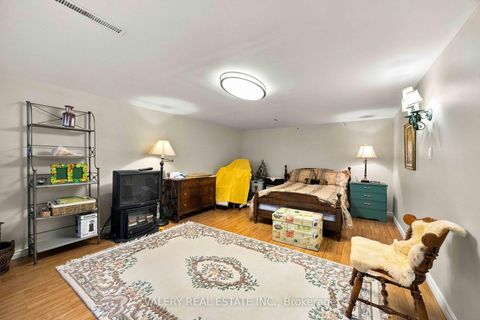 Photo 21 at 305 Renforth Drive, Etobicoke West Mall, Toronto
