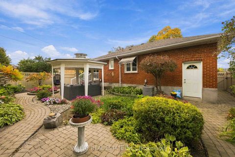 Photo 27 at 305 Renforth Drive, Etobicoke West Mall, Toronto