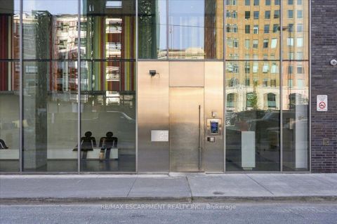 Photo 3 at 613 - 25 Oxley Street, Waterfront Communities C1, Toronto