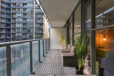 Photo 23 at 613 - 25 Oxley Street, Waterfront Communities C1, Toronto
