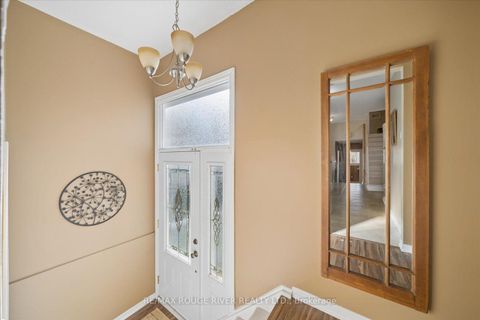 Photo 2 at 80 Millhouse Crescent, Rouge E11, Toronto
