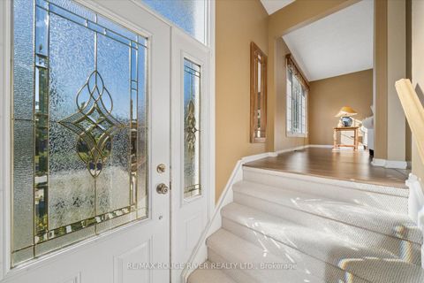 Photo 3 at 80 Millhouse Crescent, Rouge E11, Toronto