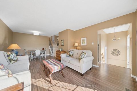 Photo 5 at 80 Millhouse Crescent, Rouge E11, Toronto