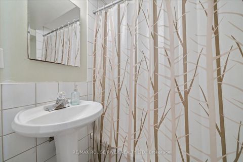 Photo 34 at 80 Millhouse Crescent, Rouge E11, Toronto