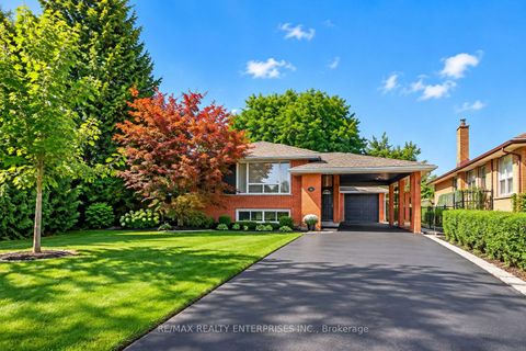 Photo 1 at 16 Warbeck Place, The Westway, Toronto