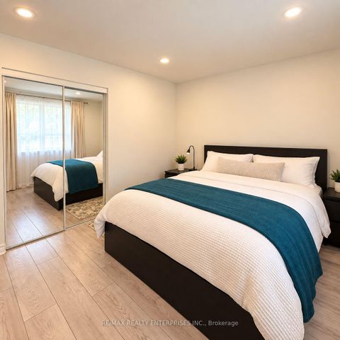 Photo 10 at 16 Warbeck Place, The Westway, Toronto