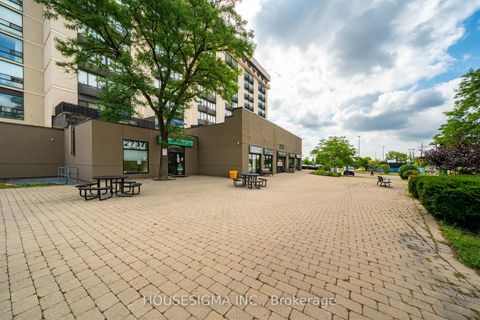 Photo 4 at 312 - 2737 Keele Street, CFB, Toronto