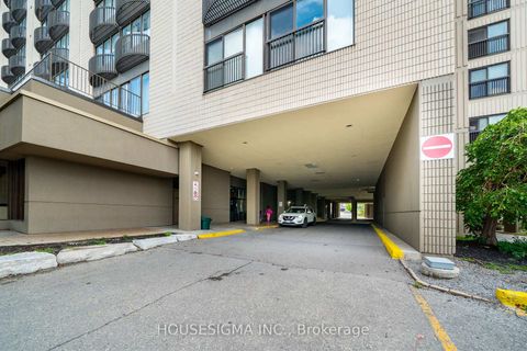 Photo 5 at 312 - 2737 Keele Street, CFB, Toronto