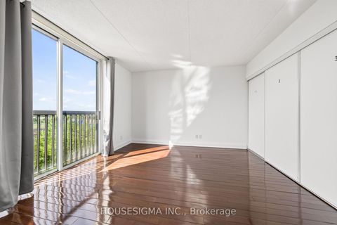 Photo 20 at 312 - 2737 Keele Street, CFB, Toronto