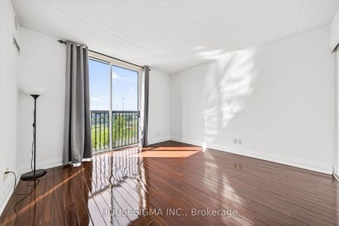 Photo 22 at 312 - 2737 Keele Street, CFB, Toronto