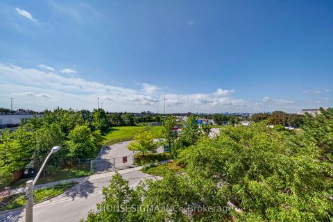 Photo 27 at 312 - 2737 Keele Street, CFB, Toronto