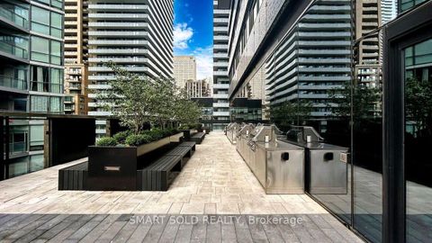 Photo 16 at TH05 - 55 Charles Street E, Yonge Corridor, Toronto