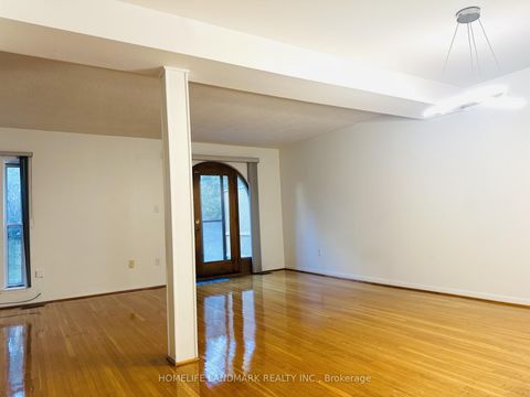 Photo 5 at 136 - 15 Esterbrooke Avenue, Don Valley Village, Toronto
