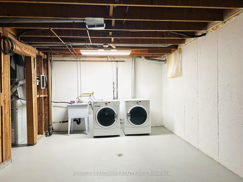 Photo 25 at 136 - 15 Esterbrooke Avenue, Don Valley Village, Toronto