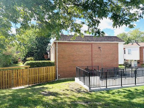 Photo 28 at 136 - 15 Esterbrooke Avenue, Don Valley Village, Toronto