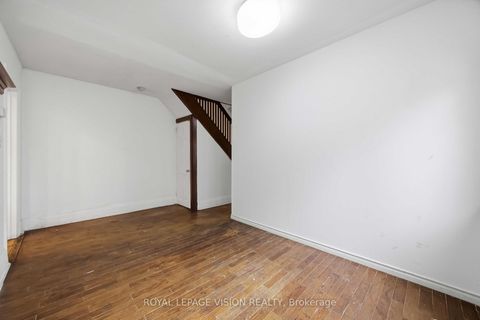 Photo 6 at 9 East Road, Cliffside, Toronto