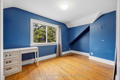 Photo 15 at 9 East Road, Cliffside, Toronto