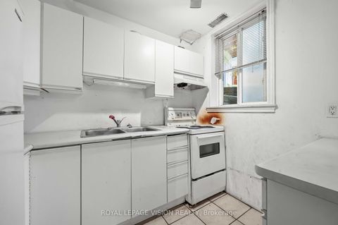 Photo 22 at 9 East Road, Cliffside, Toronto