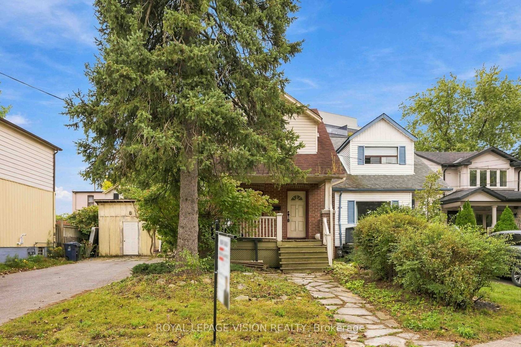 9 East Road, Cliffside, Toronto 