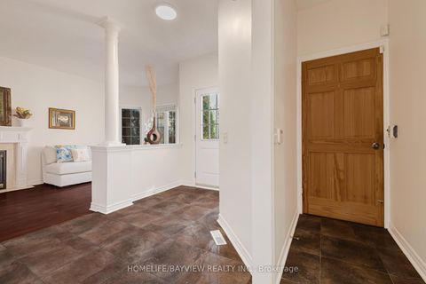 Photo 12 at 126 Raymond Crescent, Painswick South, Barrie