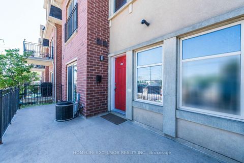 Photo 2 at 226 - 1837 Eglinton Avenue E, Victoria Village, Toronto