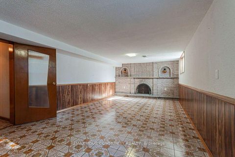 Photo 26 at 15 Valencia Crescent, Maple Leaf, Toronto