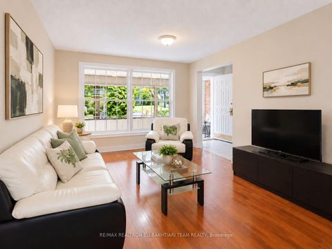 Photo 10 at 180 Woodsworth Road, Windfields, Toronto
