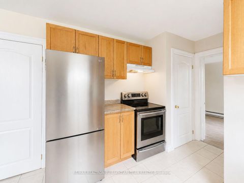 Photo 17 at 180 Woodsworth Road, Windfields, Toronto
