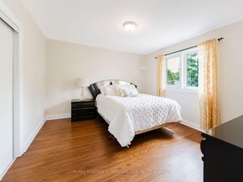 Photo 23 at 180 Woodsworth Road, Windfields, Toronto