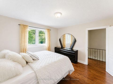 Photo 24 at 180 Woodsworth Road, Windfields, Toronto