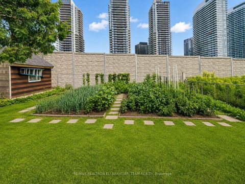 Photo 36 at 180 Woodsworth Road, Windfields, Toronto