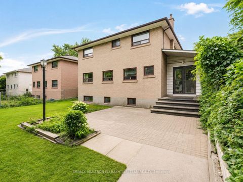 Photo 38 at 180 Woodsworth Road, Windfields, Toronto