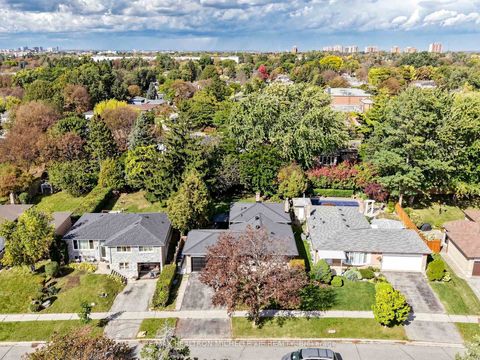 Photo 1 at 71 Oakmeadow Boulevard, Morningside, Toronto