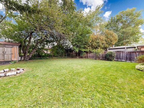 Photo 34 at 71 Oakmeadow Boulevard, Morningside, Toronto