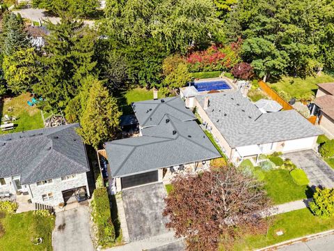 Photo 48 at 71 Oakmeadow Boulevard, Morningside, Toronto