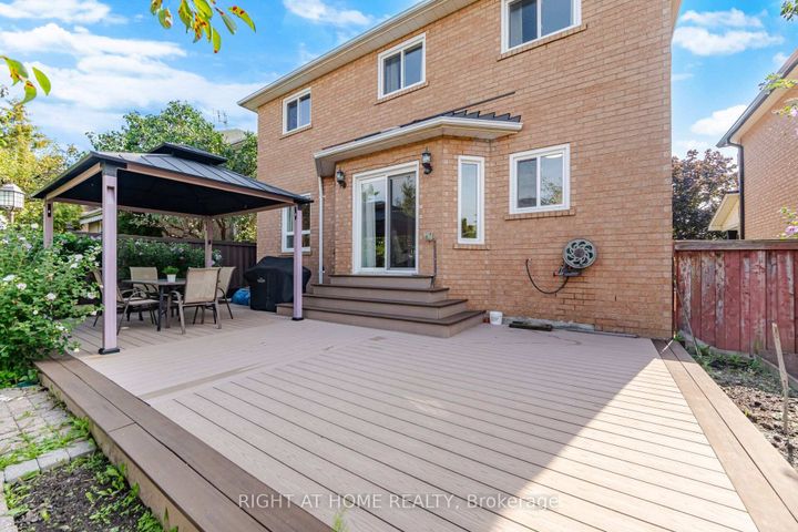 Photo 32 at 975 Mantle Crescent, East Credit, Mississauga
