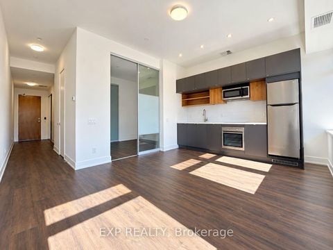Photo 1 at 315 - 111 St Clair Avenue W, St. Clair, Toronto